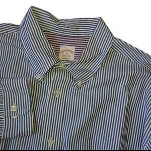 Brooks Brothers Madison Oxford Button Up Shirt Mens XL Blue White Striped Ls